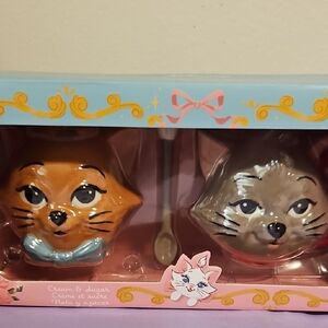 NEW Disney Ann Shen Marie Aristocats Toulouse & Berlioz Cream & Sugar Holders